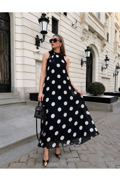 S&A Collectionn Women's Relaxed Fit Halter Neck Pleated Polka Dot Long Chiffo...