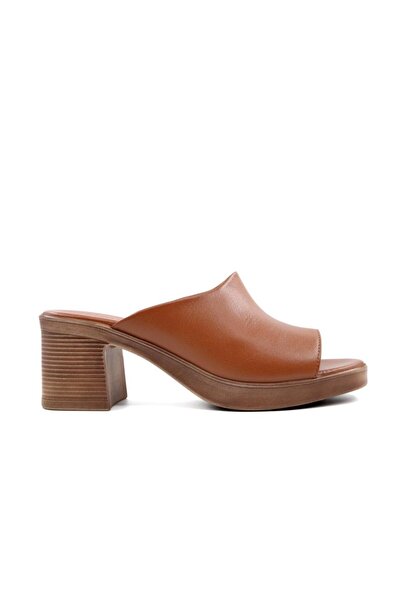 Castle Black 45254 Genuine Leather Tan Women's Slippers