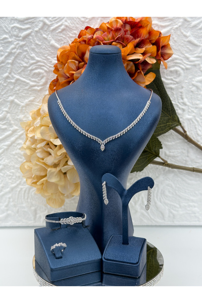 Livora Jewelry 925 Ayar Gümüş Özel Tasarım Pırlanta Montür V Model 4'lü Gerda...