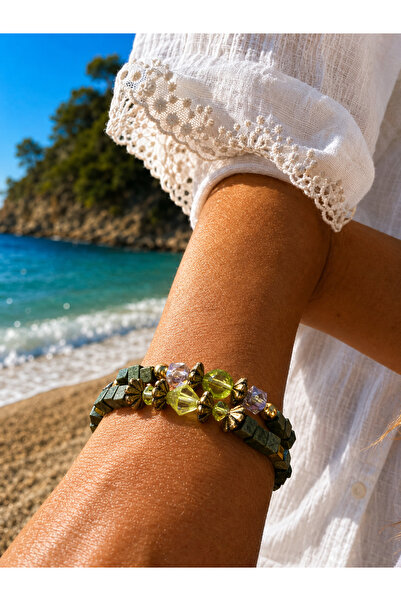 COCOSH TAKI Dark green wooden beaded, distressed gold detailed, double combin...