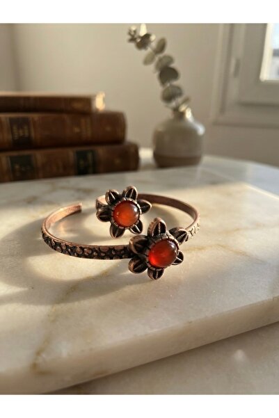 Meneva Aksesuar Natural Red Agate Stone Embellished Copper Bracelet and Ring Set
