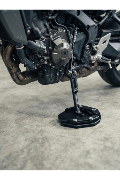 Universal MOTOSİKLET AYAKLIK GENİŞLETİCİ SİYAH