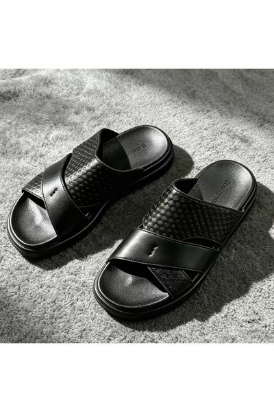 Bleco Luxurious embossed men's sandals, suitable for indoor and outdoor wear ...