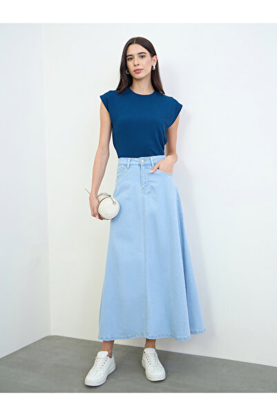 Styli Denim Maxi Length Straight Fit Washed Skirt With Cb Slit