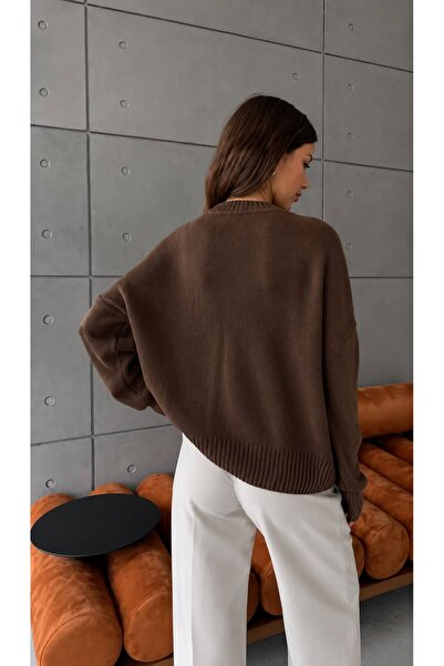 STF MODA Women's Coffee Oversize Knit Sweater - Soft Textured Crew Neck