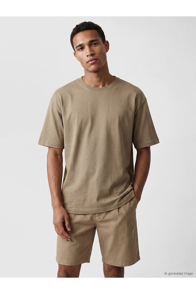 LC Waikiki Zero Roba Collar Men's T-Shirt from Uzg Store for Style Enthusiasts