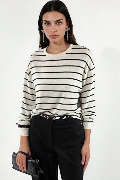 Hiccup Busem Striped Ribbed Crew Neck Sweater