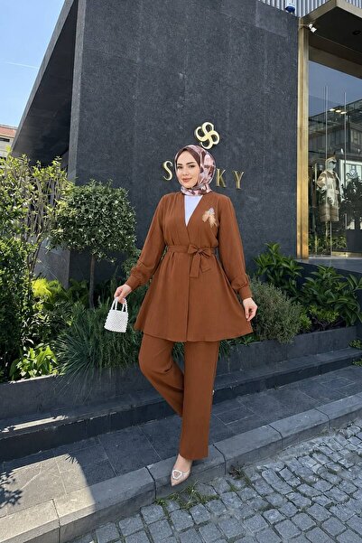 ECESSA FASHİON Σετ υφασμάτινο με βολάν από φράουλα