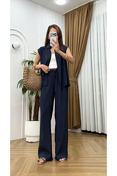 R-Style Collar Detailed Suit