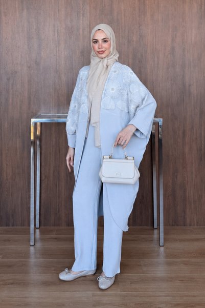 Moda Neval Women's Tulle Floral Embroidered Linen Bat Sleeve Suit