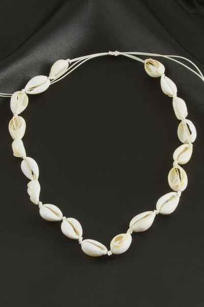 ZERO LAND Ilkestor Oyster Macrame Necklace (201035) - Cream