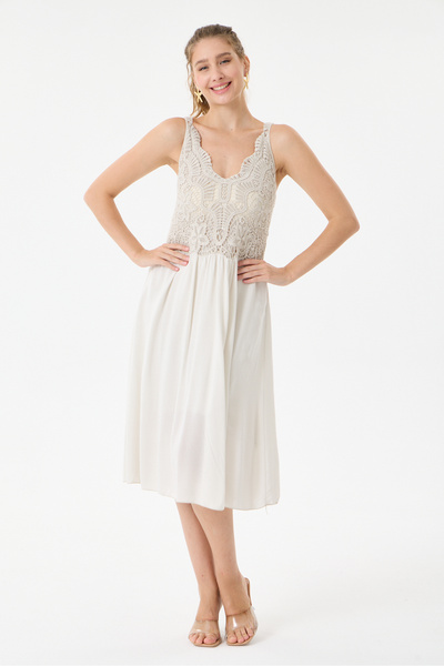 della moor Beige Italian Lace Midi Dress with Elastic Back and Straps, Size 3...