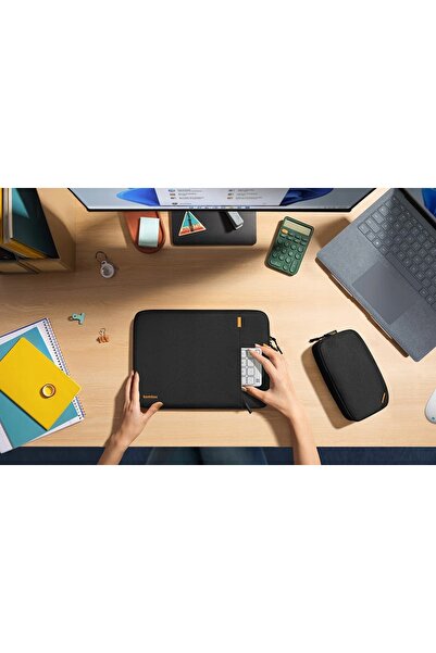 Tomtoc Husă pentru laptop și set de accesorii 14 " Defender-a13