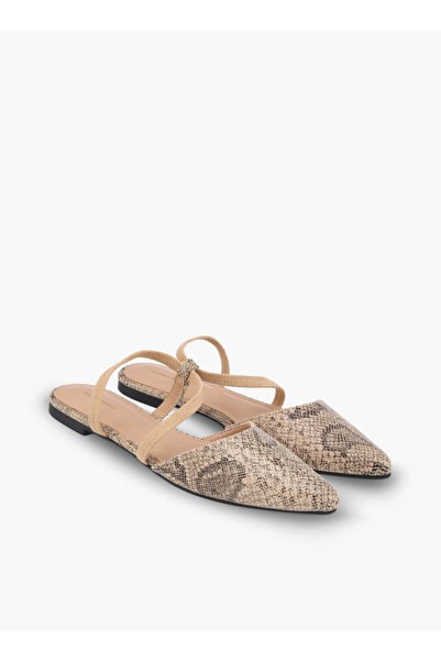 Flora Bella by Shoexpress Animal Print Pointed Toe Mules
