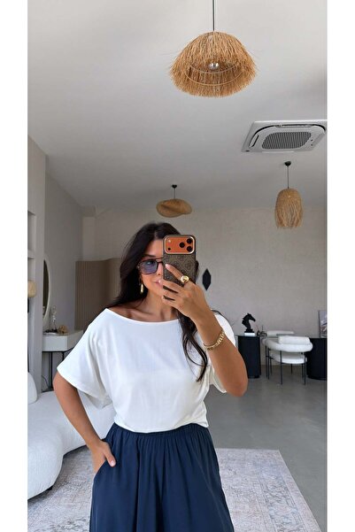 Buket Teke Ecru Thin Off-Shoulder Tshirt