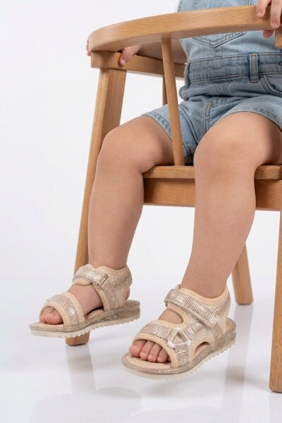 Arzen Studded baby girl sandals