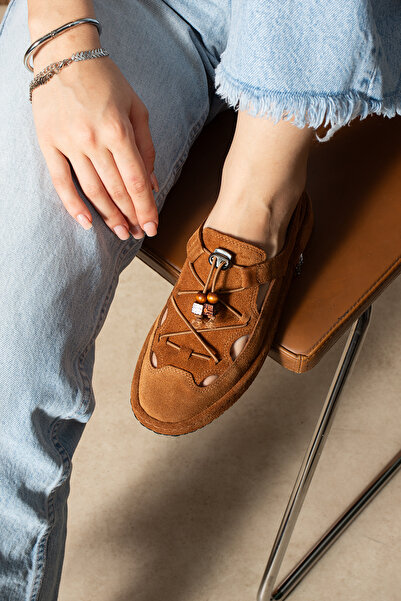 DUXAL SHOES صنادل وأحذية نسائية صيفية مغلقة بتصميم مفصل من الجلد الطبيعي من P...
