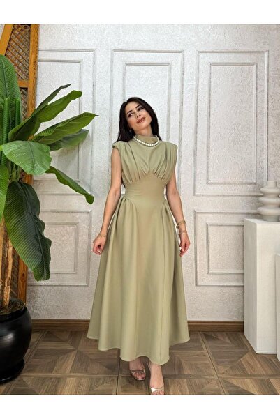 Mar style فستان ميدي بياقة عالية وتفاصيل درابيه على الصدر