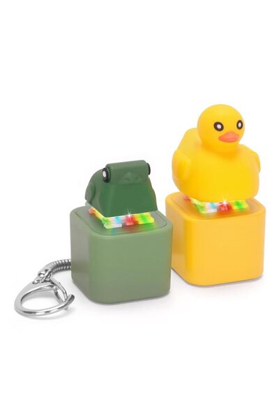 Choice سلسلة مفاتيح على شكل بطة صفراء صغيرة وضفدع، مع ضوء LED، أداة تخفيف الت...