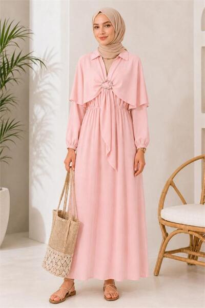 Neşeli Butik Γυναικείο ροζ φόρεμα με λεπτομέρειες σε στυλ κάπας, με γιακά που...
