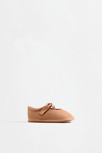 LEFTIES Fiyonk detaylı barefoot babet
