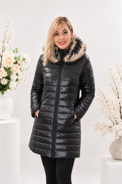OEM Jacheta Hunia matlasata ,gluga cu insertii de blanita ,nuanta de negru