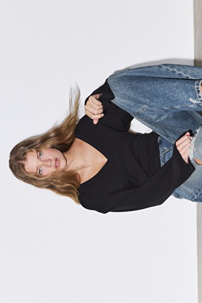 Stradivarius V Yaka Yarasa Kollu T-Shirt