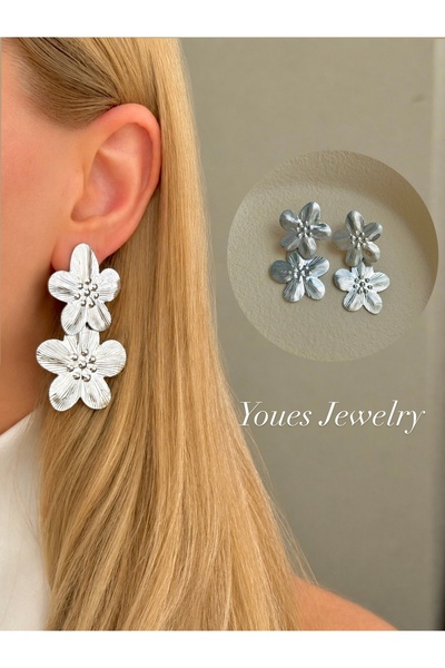 YOUES JEWELRY أقراط فضية اللون من الفولاذ على شكل زهرة