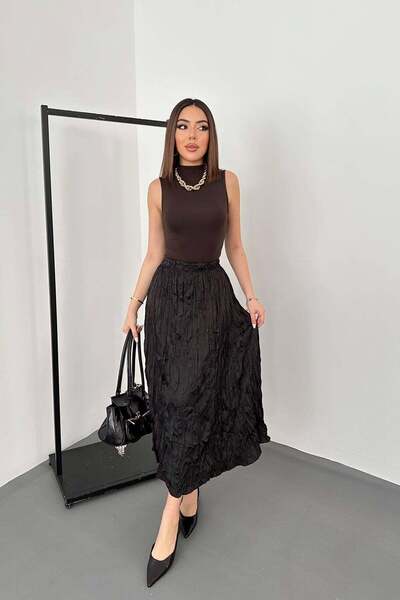 Clothes Fast Women's Black Crinkle Textured A-Line Midi Skirt with Elastic Waist