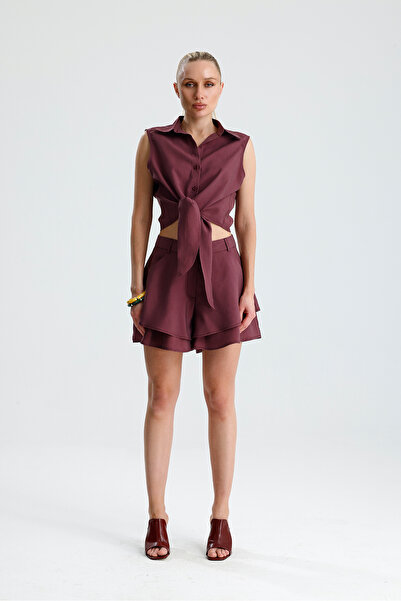 GACA COLLECTION Vega Front Tie Crop Shirt Flounce Shorts Burgundy Set