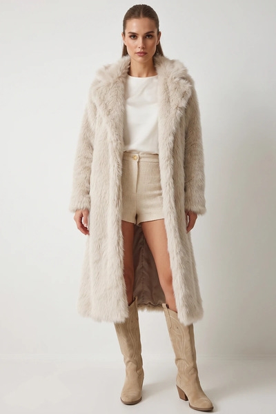 Efnaz style Women's Long Fur-Lined Beige Coat