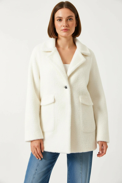 Efnaz style Women's Double Pocket Oversize Plush Ecru Coat