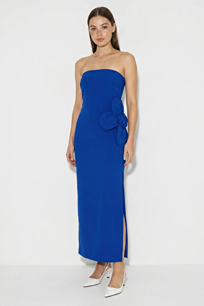 Efnaz style Women's Strapless Maxi Saks Dress with Floral Accessories and Sli...