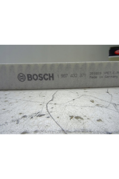 Bosch Filtru habitaclu carbon AUDI A6 C5
