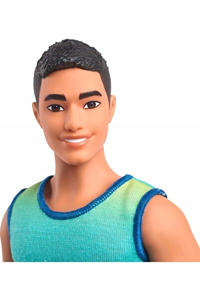 mattel Păpușă DWK44 Ken Barbie băiat brunete pantaloni scurți HYV00