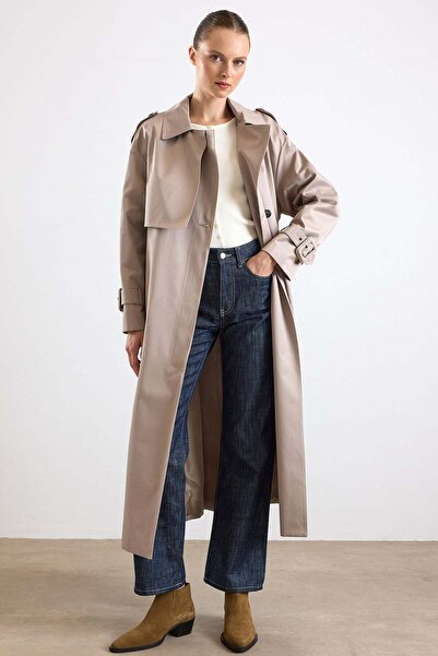 Olcay Oversized Trench Coat with Buckle Accessories and Water Repellent Featu...