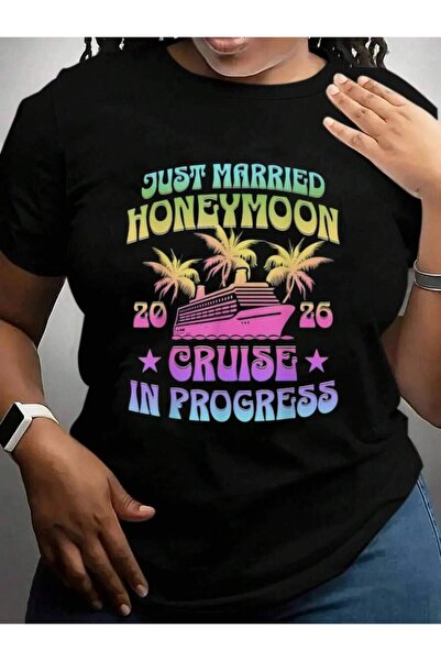 26LIK Groovy Just Married 2026 Matching Couples Honeymoon Cruise T-Shirt Blac...