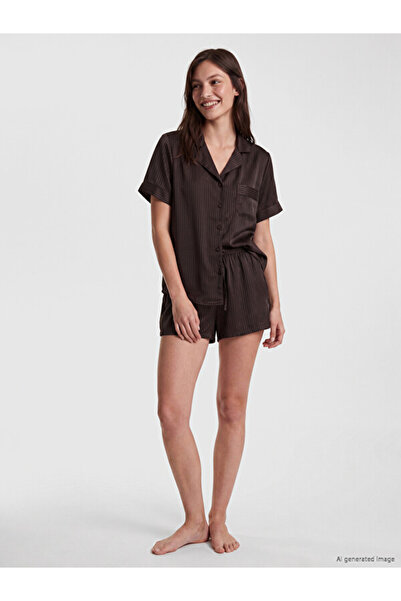 LC Waikiki Timeless Clothing & Timeless Choices Striped Satin Women's Shorts ...