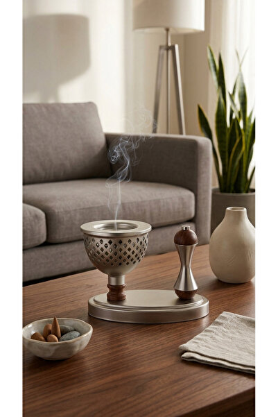 Generic مبخرة معدنية مزخرفة 15.5×21.3 سم بقاعدة معدنية بتصميم عصري فضي مطفي