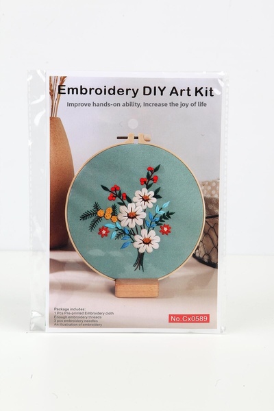 Liva Craft Kit de broderie cu tematică colorată cu margarete