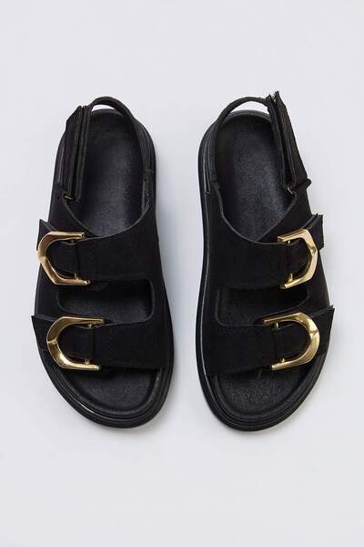 TRENDYOL SHOES Schwarze Wildleder-Damensandalen mit doppeltem Riemen TAKSS26S...