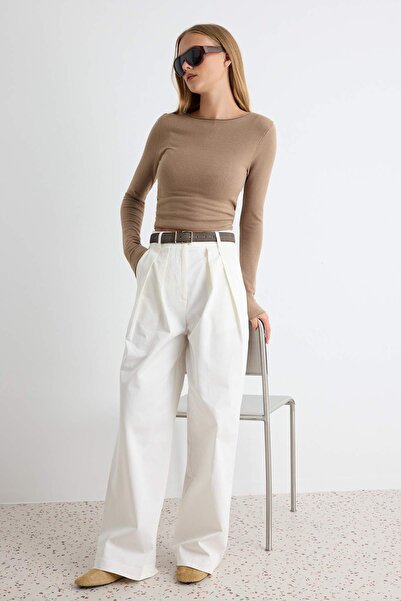 TRENDYOLMİLLA Beyaz Kalın Kumaş Wide Leg/Geniş Paça Pantolon | TWOSS26PL00019