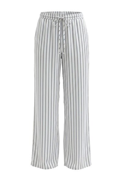 Trendyol Collection White Knitted 100% Viscose Trousers Tbess26Pl00024