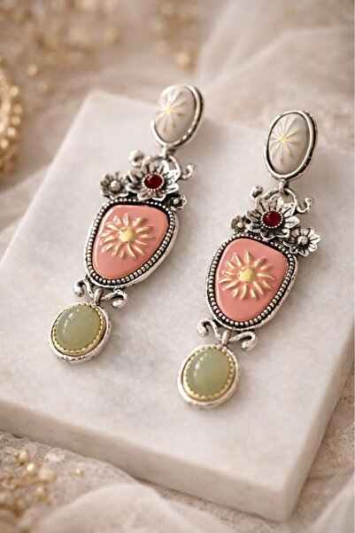 Haziran Accessory, White Cream Dangle Royal Coat of Arms Earrings