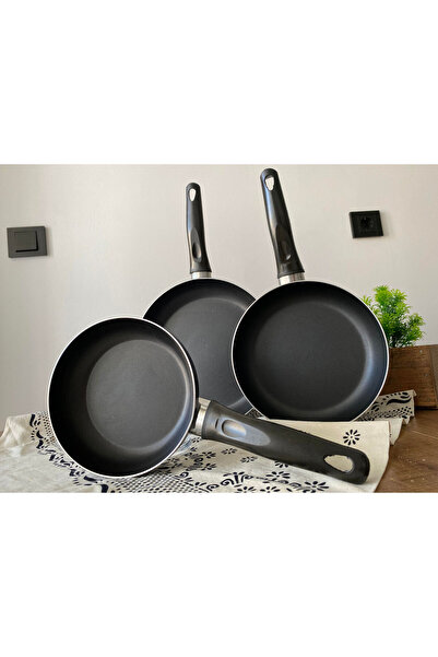 GURKAN Teflon Tava Seti 18+22+26 Cm Siyah Renk Teflon Tava Seti Yanmaz Yapışmaz 3'lü Tava Seti KAHVALTILIK