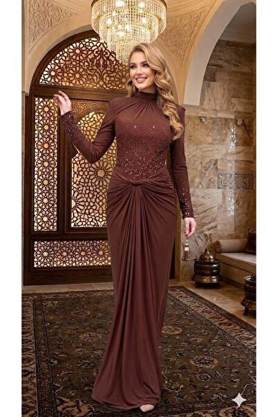 Kenzel Long Sleeve Embroidered Long Evening Dress
