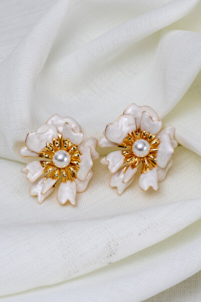 Süspüs Accessories White Mother-Of-Pearl Enamel Large Flower Earrings with Pe...