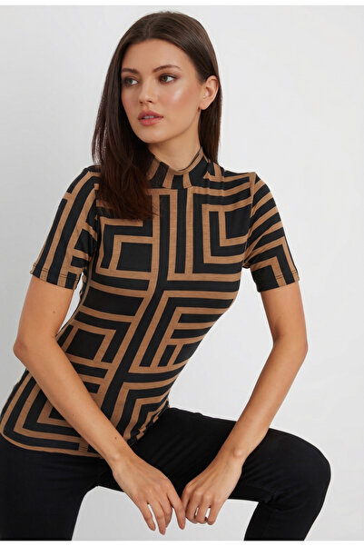 NEW JOURNAL Bluză de damă cu model negru-camel, tip semi-pescar APP1089-10