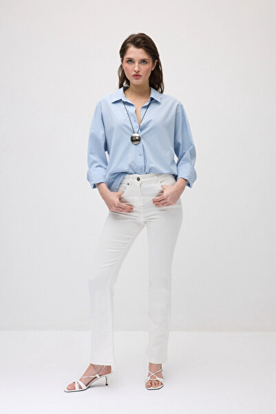 Gusto Pantaloni Flare denim - Alb