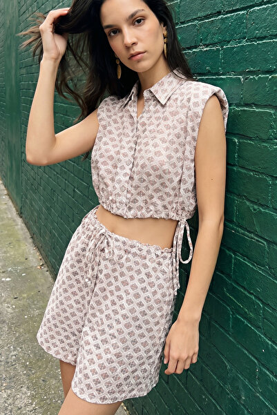 FASHION COCKTAIL Set de două piese de vară cu fustă mini cu talie înaltă și b...